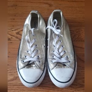 Gold Converse
